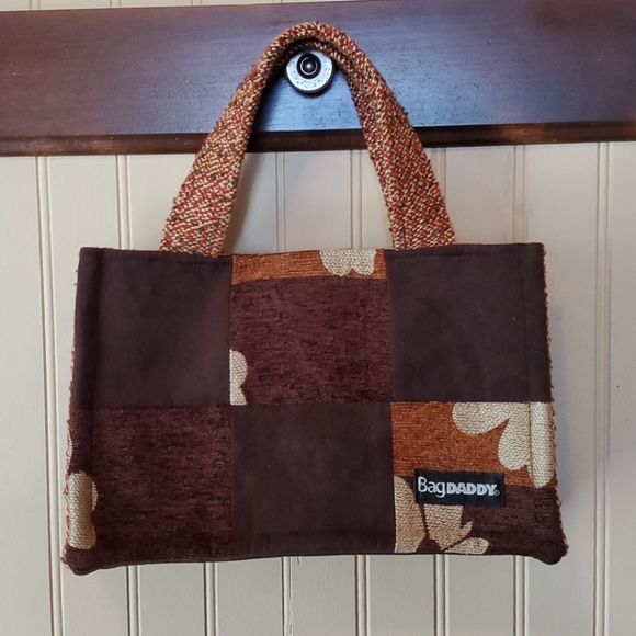 bagdaddy Handbags - EUC Bagdaddy purse brown tan cream orange
